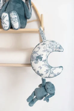 Augustin le Lapin musical Imprimé inspiration Toile de Jouy bleu