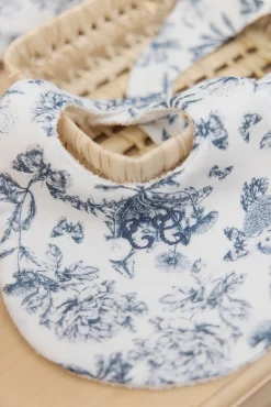 Bavoir Imprimé inspiration toile de jouy bleu T1
