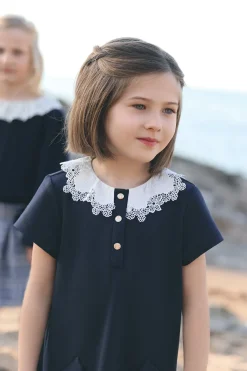 Robe Marine col volanté